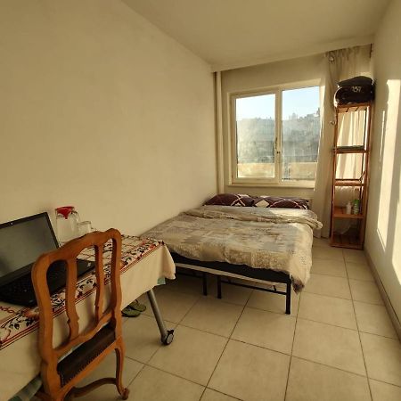 Private Room In An Appartment -Near To Brussel Central With Lift - Not A Hotel المظهر الخارجي الصورة